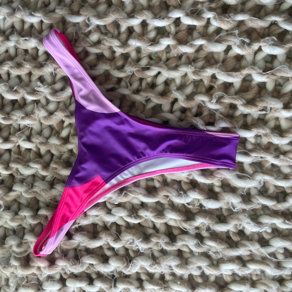 Multicolor swimsuit bottoms